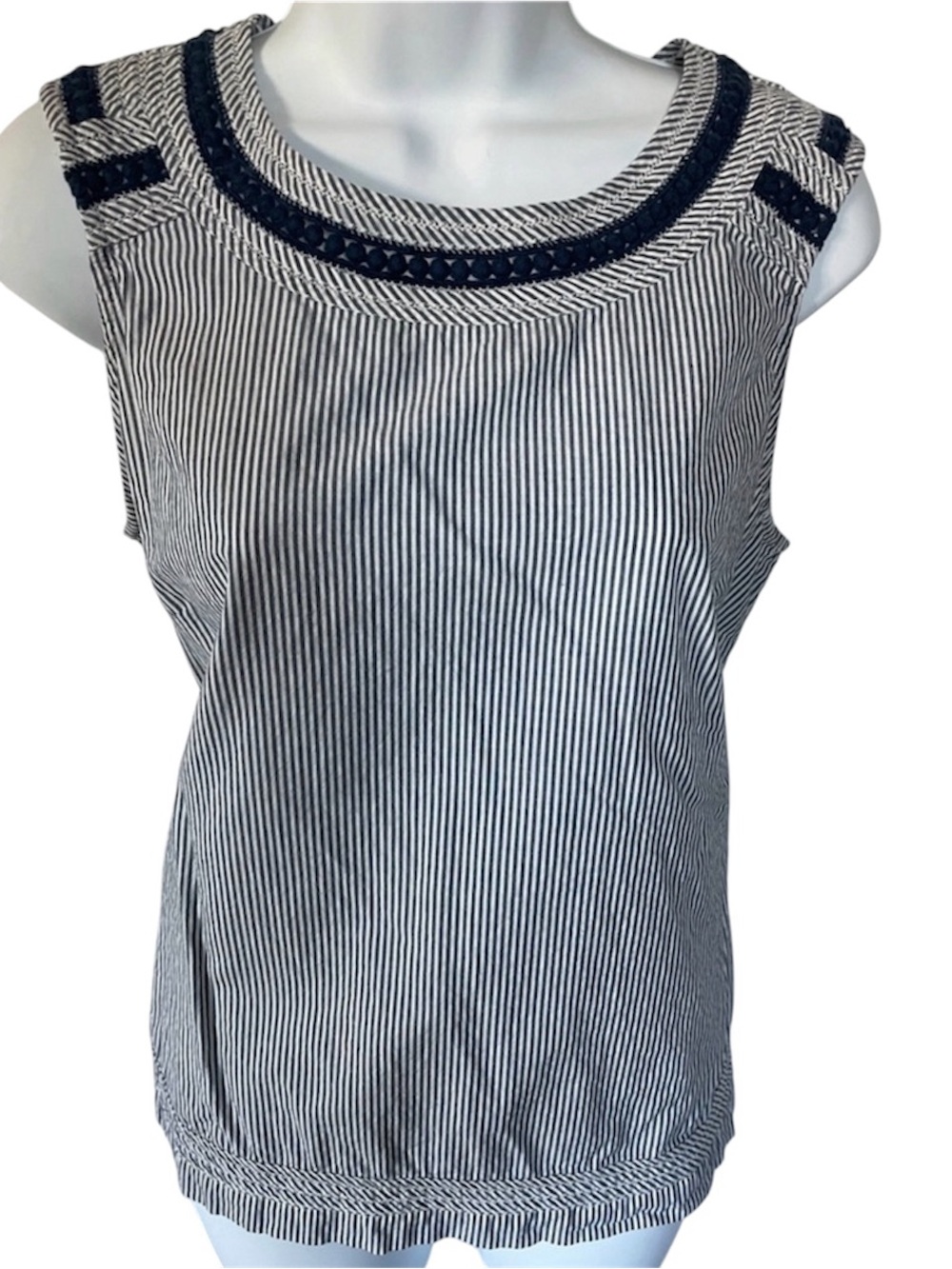 Talbots Pinstripe Sleeveless Navy White Top Size MP